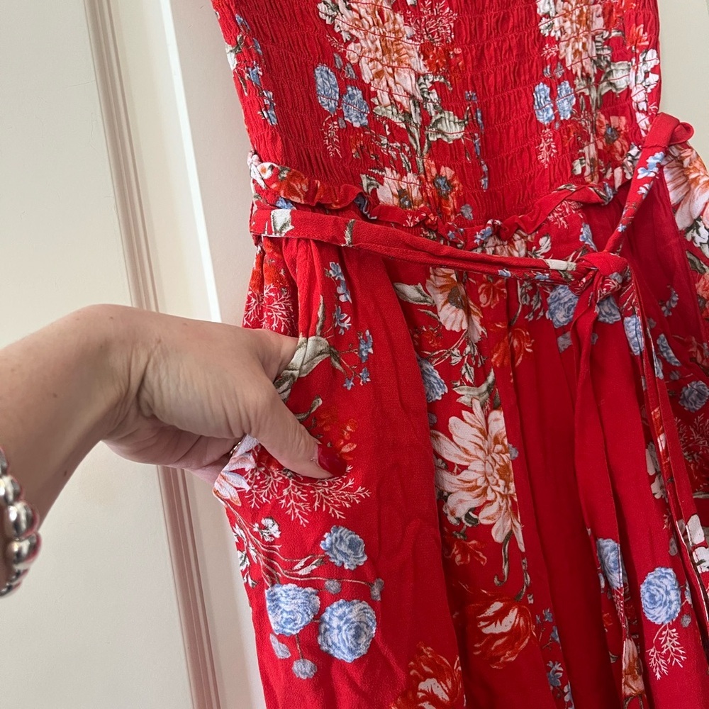 American Eagle Outfitters Red Floral Jumpsuit - Picture 13 of 14